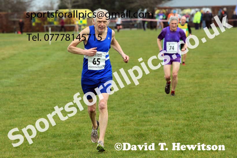 Womens 35+ and Mens 65+ 2023 NEMAA Cross Country, Croft Circuit, North Yorkshire. Photo: David T. Hewitson/Sports for All Pics